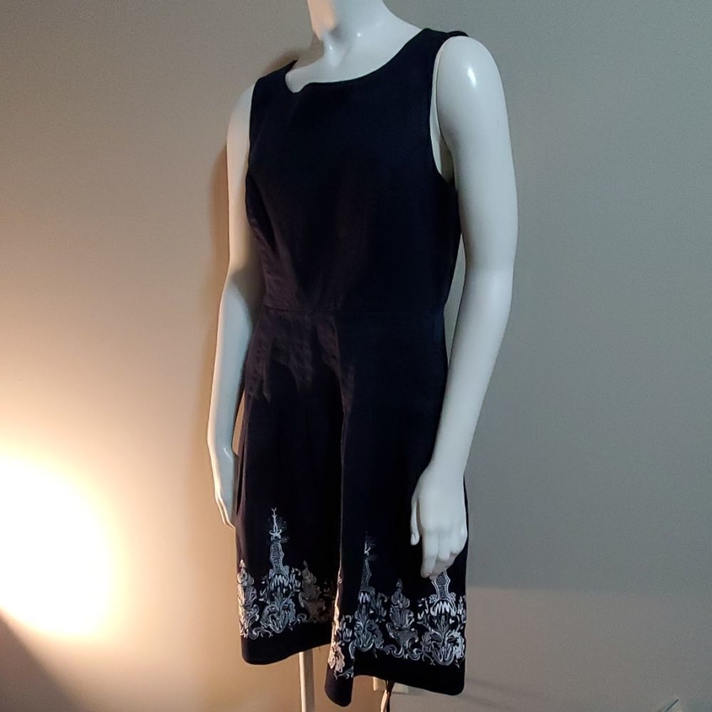 Nygard Blue Dress with White Embroidery (10)